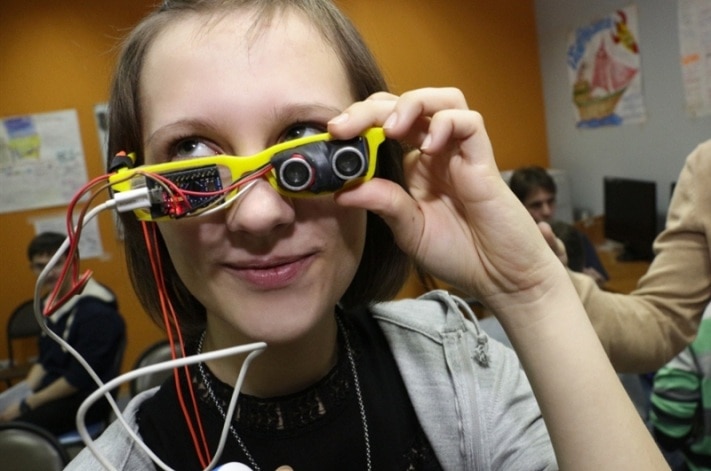 Образование и наука, Томские новости, Томские студенты создали очки, которые помогут незрячим «увидеть» мир Томские студенты создали очки, которые помогут незрячим «увидеть» мир
