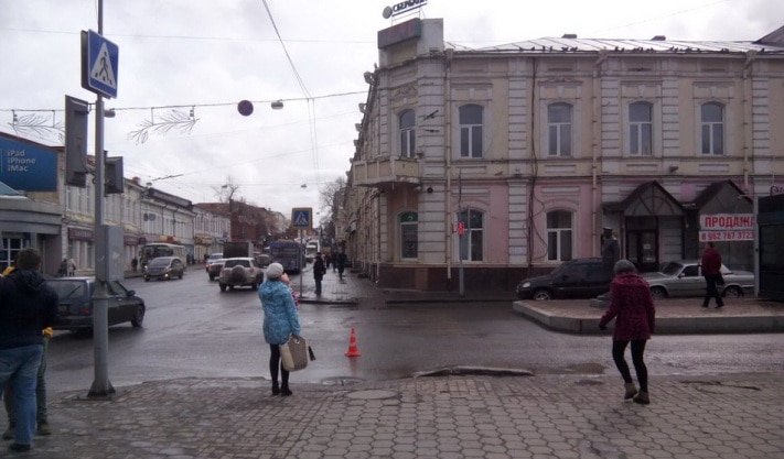 Происшествия, Томские новости, В Томске под машину попала девочка, переходившая дорогу на «красный» В Томске под машину попала девочка, переходившая дорогу на «красный»