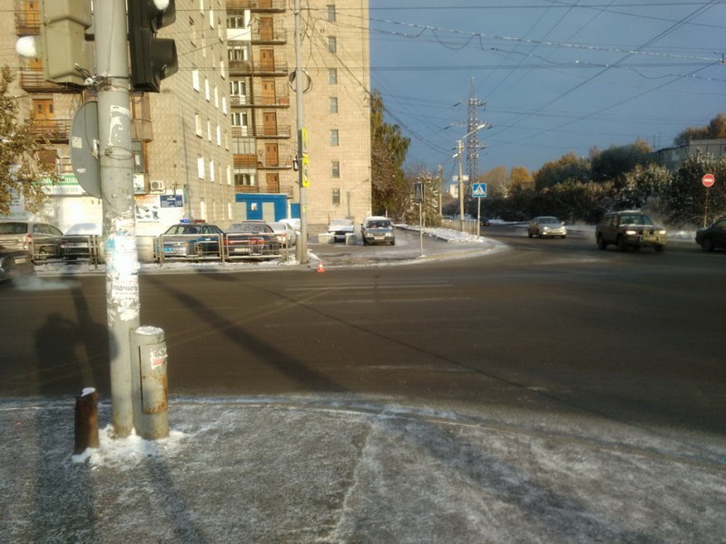 Происшествия, Томские новости, В Томске иномарка сбила женщину с ребенком на переходе В Томске иномарка сбила женщину с ребенком на переходе