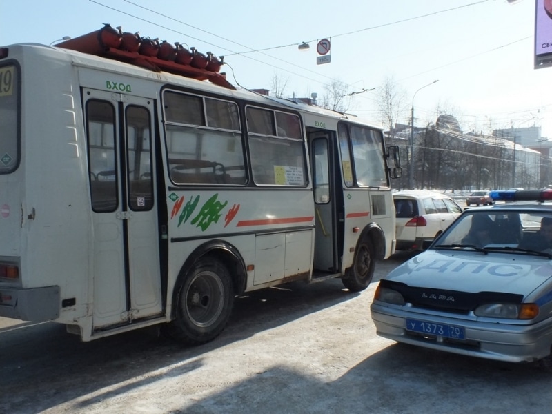 Происшествия, Томские новости, водитель пьяный маршрутка остановили перевозчик В Томске полицейские остановили пьяного водителя маршрутки