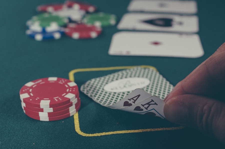 Криминал, Томские новости, покер PokerStars онлайн-покер чиновник украл бюджетные деньги В Томской области чиновник спустил на онлайн-покер более 180 тыс. бюджетных рублей