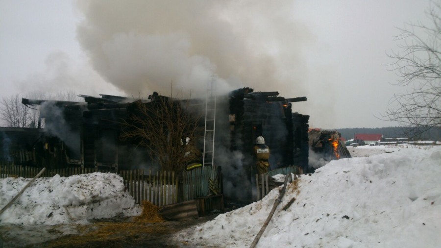 Происшествия, Томские новости, пожар погибли дети дети сгорели Трое детей погибли при пожаре в селе в Томской области