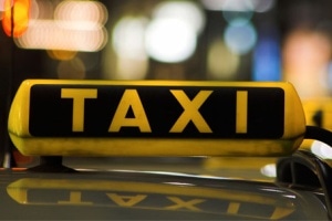 Новый год ❄, Томские новости, Накануне Нового года томские таксисты начали повышать цену за проезд Накануне Нового года томские таксисты начали повышать цену за проезд