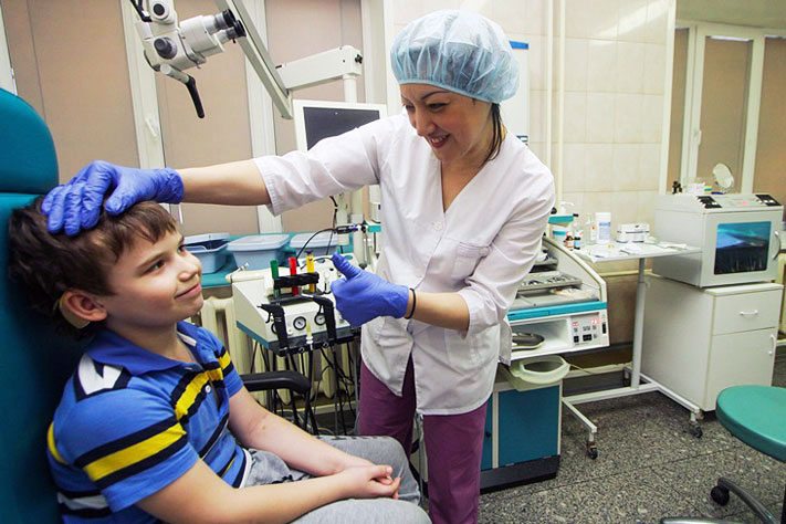 Медицина и здоровье, Кохлеарная имплантация:Как томские врачи дарят людям способность слышать Кохлеарная имплантация:Как томские врачи дарят людям способность слышать