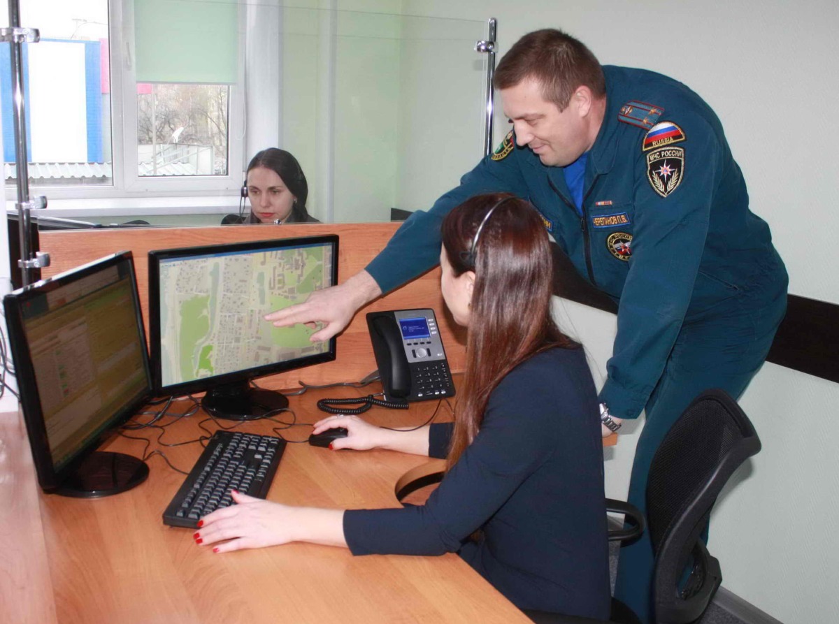 Безопасность, Томские новости, 112 диспетчеры защита новая экстренная служба звоните 112 аналог 911 В Томской области тестируют новую систему экстренных вызовов