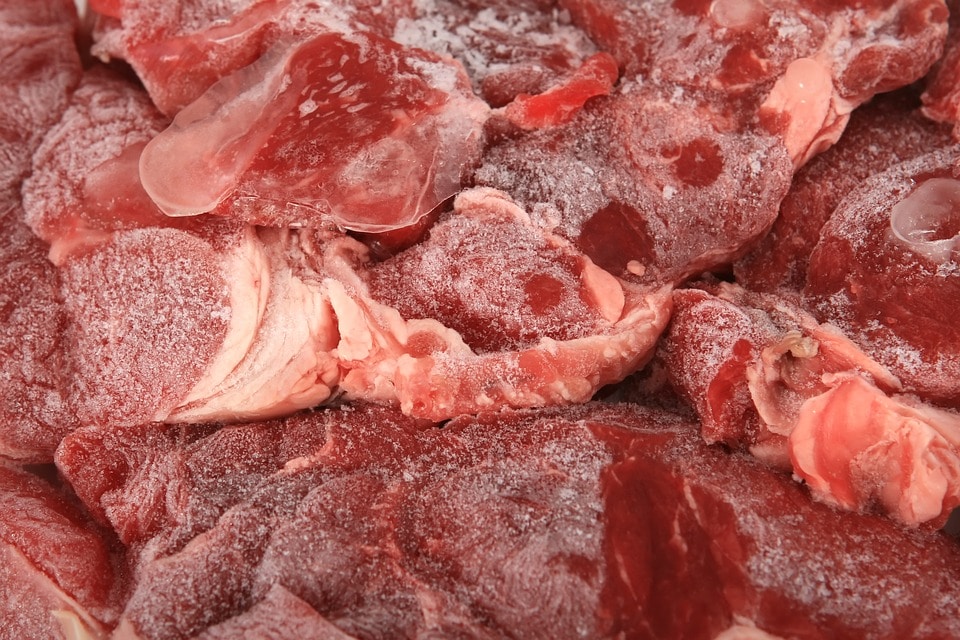 Происшествия, Томские новости, свинина некачественное мясо африканская чума свиней зараженное мясо В Томске нашли и уничтожили более 140 кг свинины неизвестного происхождения