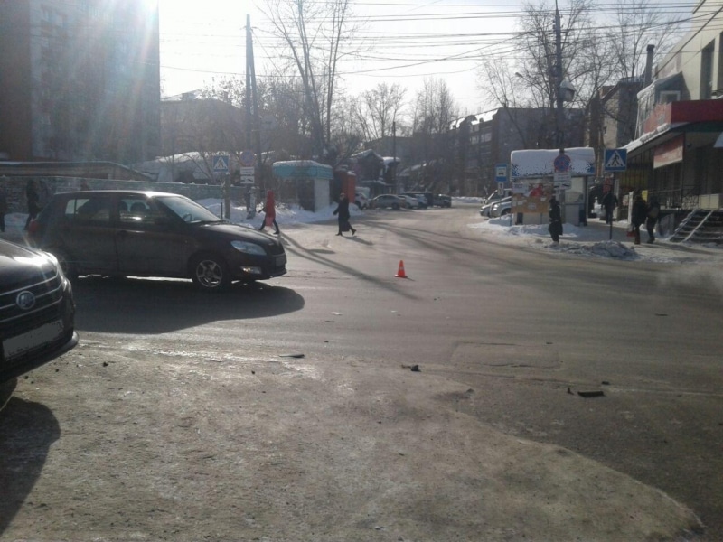 Происшествия, Томские новости, авария ДТП происшествие столкновение врезались столкнулись сводка происшествий Пожилая женщина пострадала в тройном ДТП в Томске